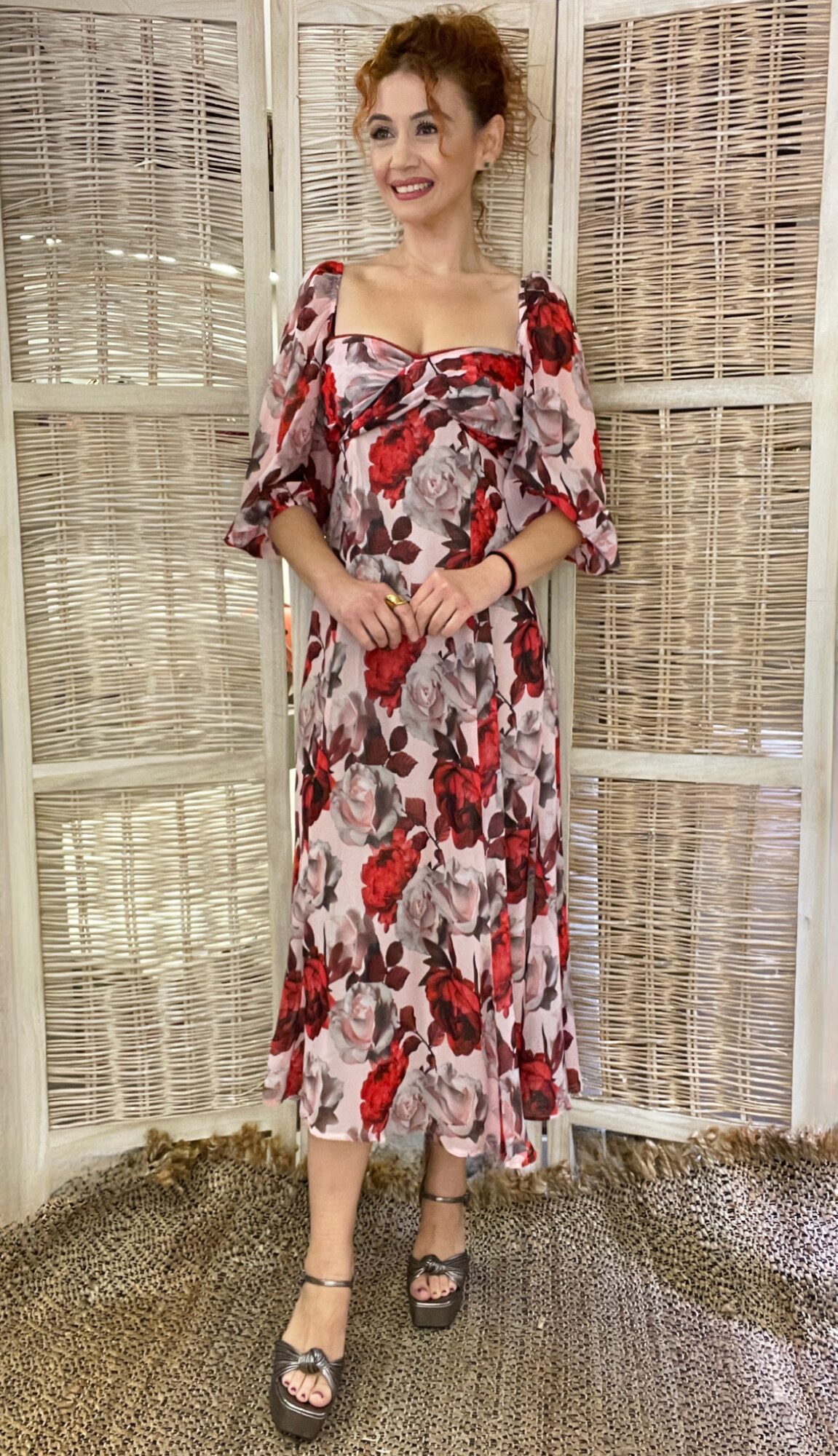 Γυναικείο Midi Φόρεμα με Κόκκινα Τριαντάφυλλα